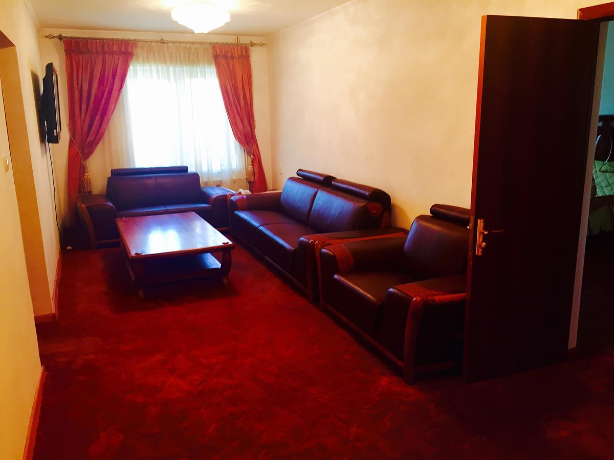 Hotel Ark Ms Тараз Екстер'єр фото