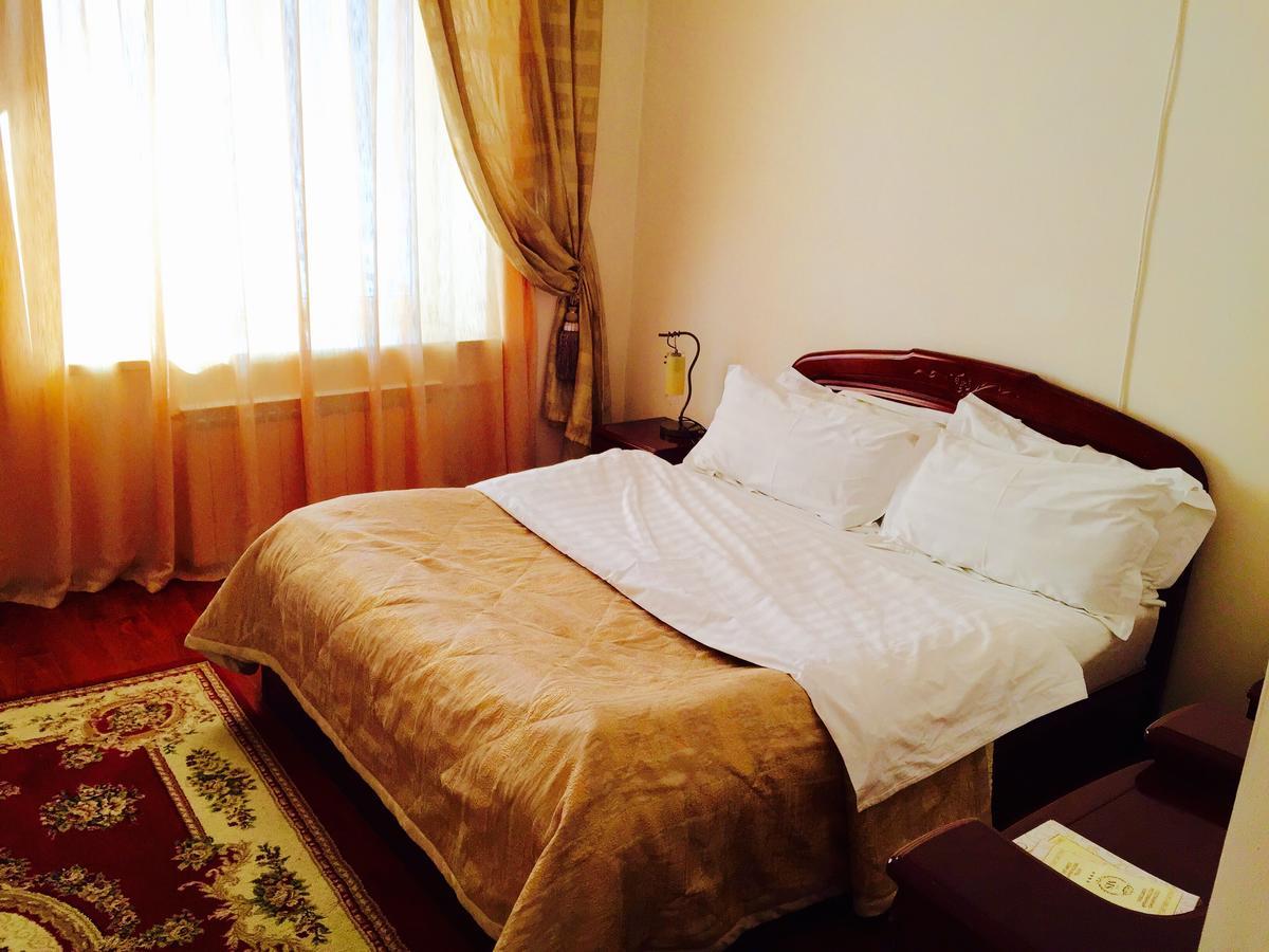 Hotel Ark Ms Тараз Екстер'єр фото