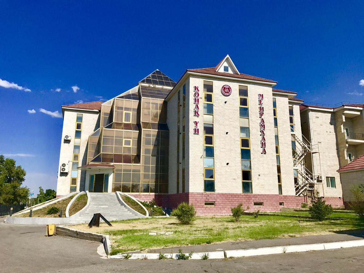 Hotel Ark Ms Тараз Екстер'єр фото
