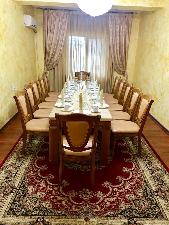 Hotel Ark Ms Тараз Екстер'єр фото