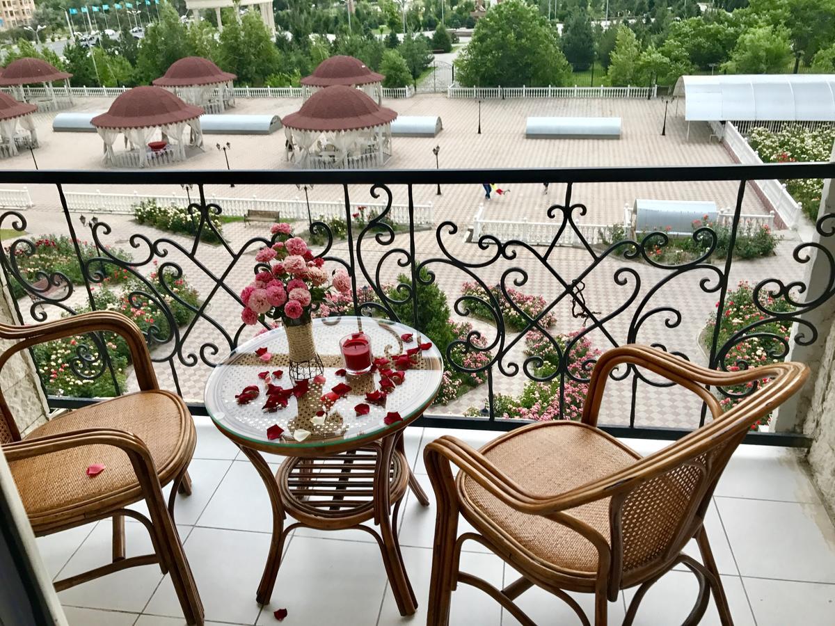 Hotel Ark Ms Тараз Екстер'єр фото